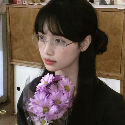 远看是蔚蓝的春天